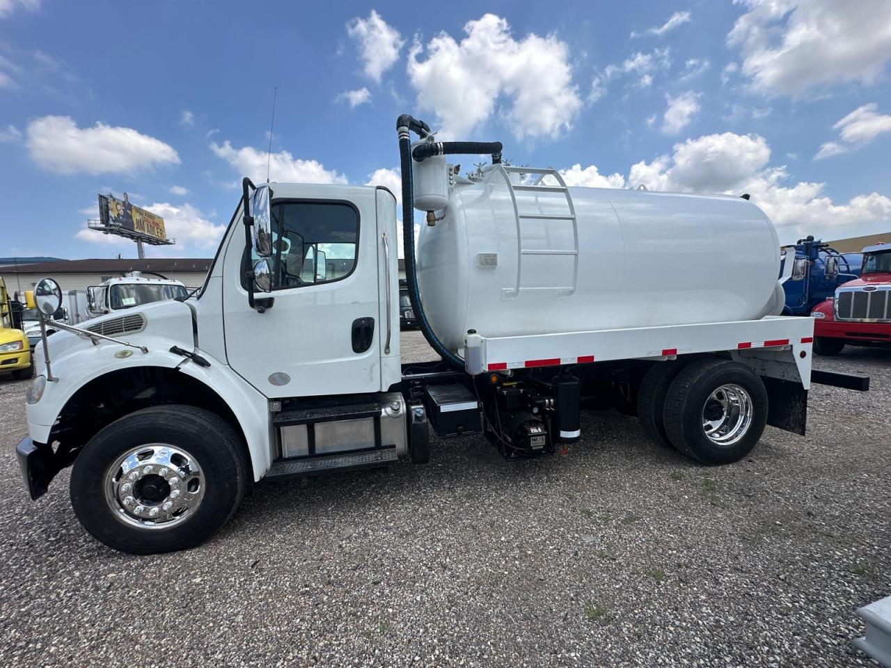 What States in the United States use the must Vacuum Trucks and Pump Trucks